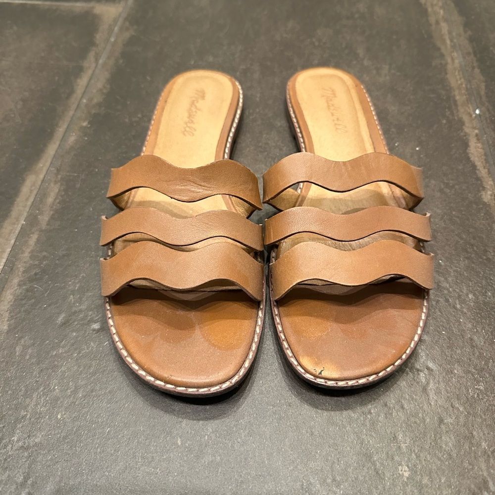 Madewell Wave Leather Sandals Size 8 (fits more like 7.5)